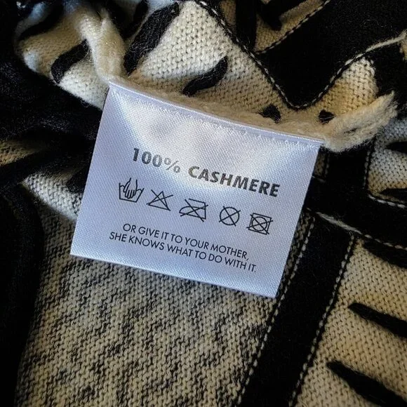 Iphoria 100% Cashmere Fringe Sweater XS Black White Graphic Heart Boho Luxe Art - Picture 5 of 16